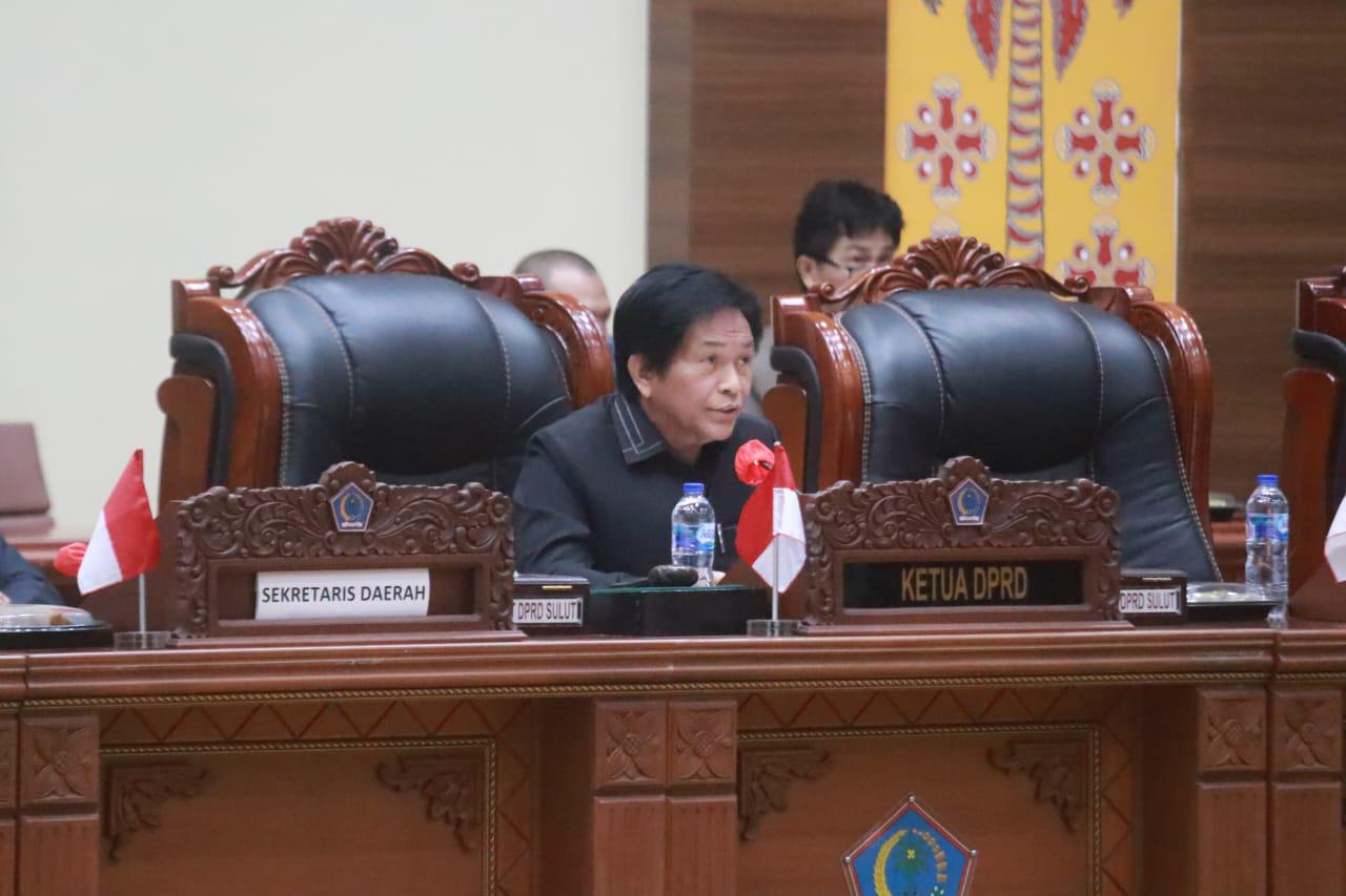 Ketua DPRD Sulut dr Fransiscus Andi Silangen SpB KBD.