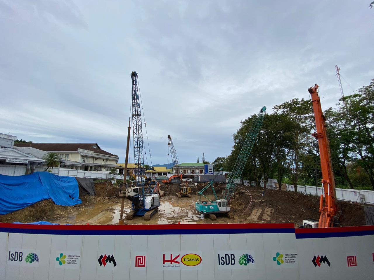 GEDUNG Pelayanan Kanker Terpadu Mulai Dibangun di RSUP Kandou.