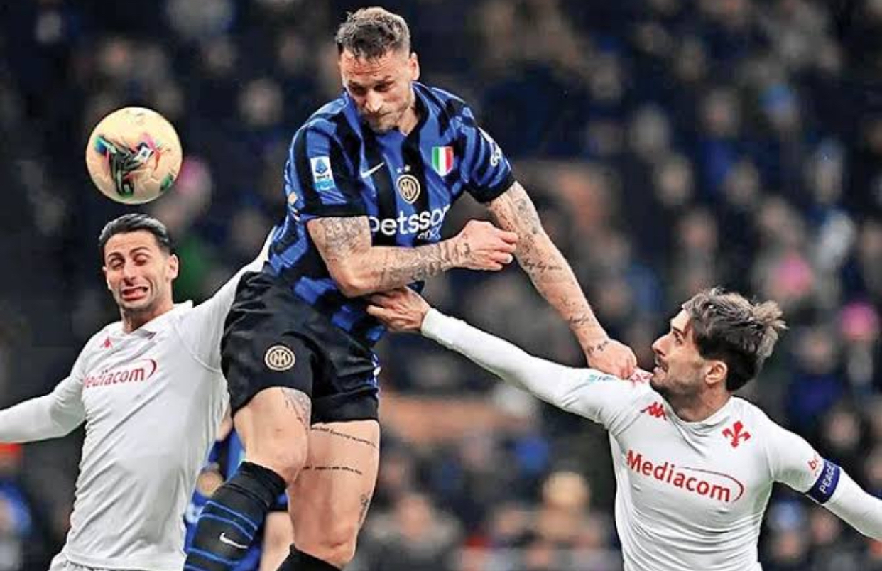 Marko Arnautovic saat mencetak Goal saat menghadapi Fiorentina di Giornata 24.