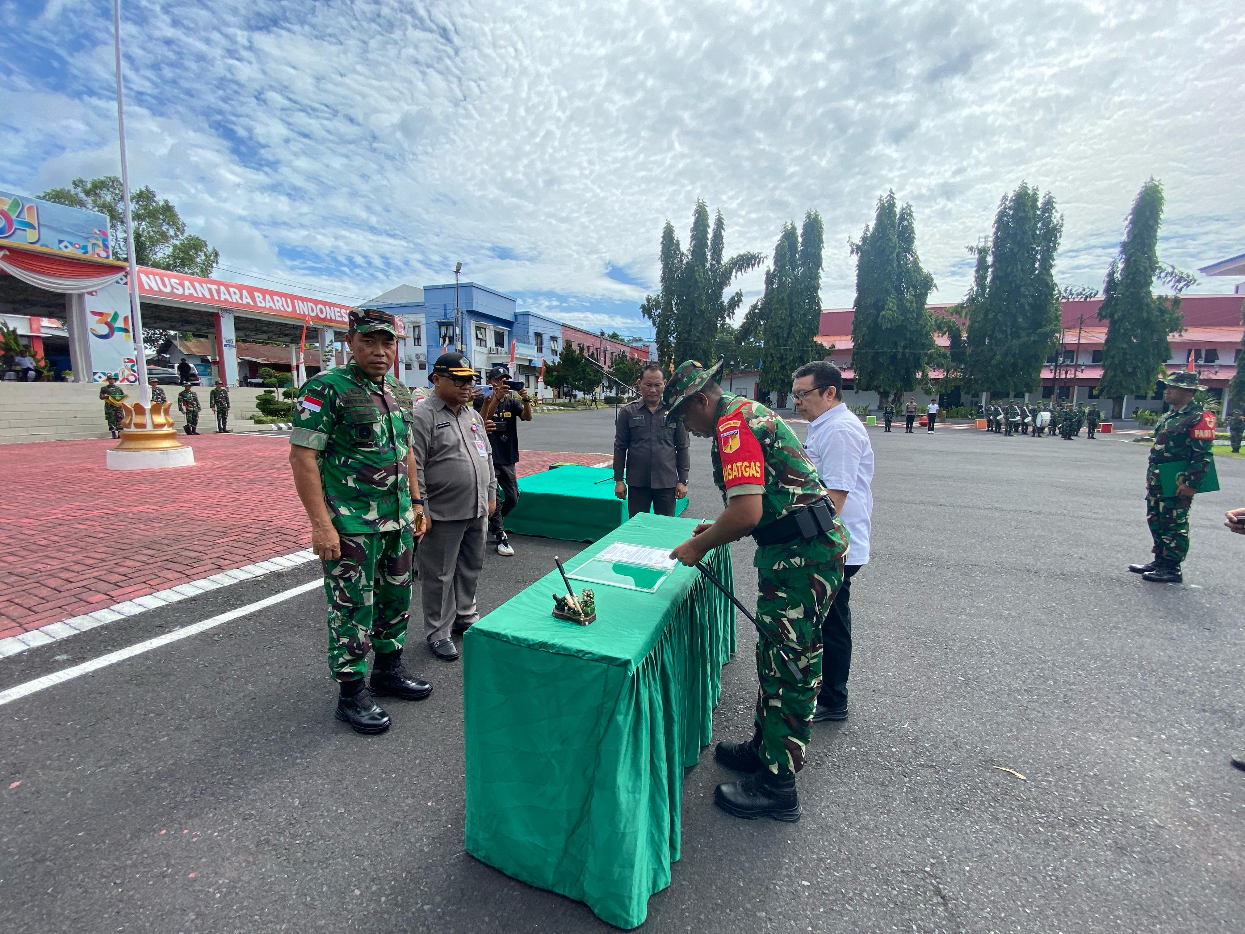 Pembukaan program TMMD, yang dilaksanakan di Lapangan Kantor Wali Kota Bitung.(Dok Istimewa)