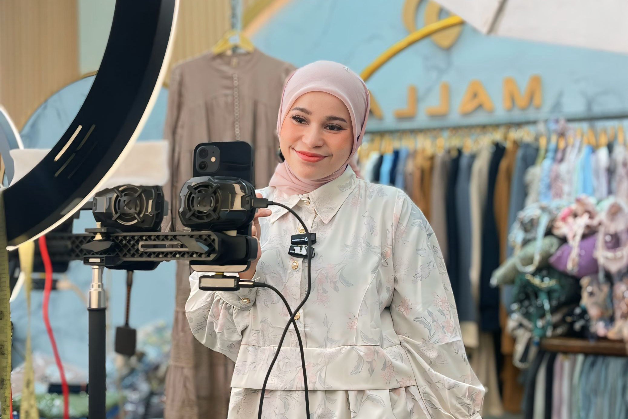 Tiktoker Mala Cakrawati (akun TikTok @madamemalla)