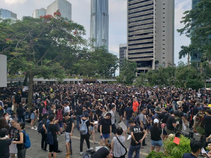 Aksi demonstrasi di Hong Kong kembali berlanjut untuk ke delapan kalinya. pada hari Minggu, 28 Juli 2019