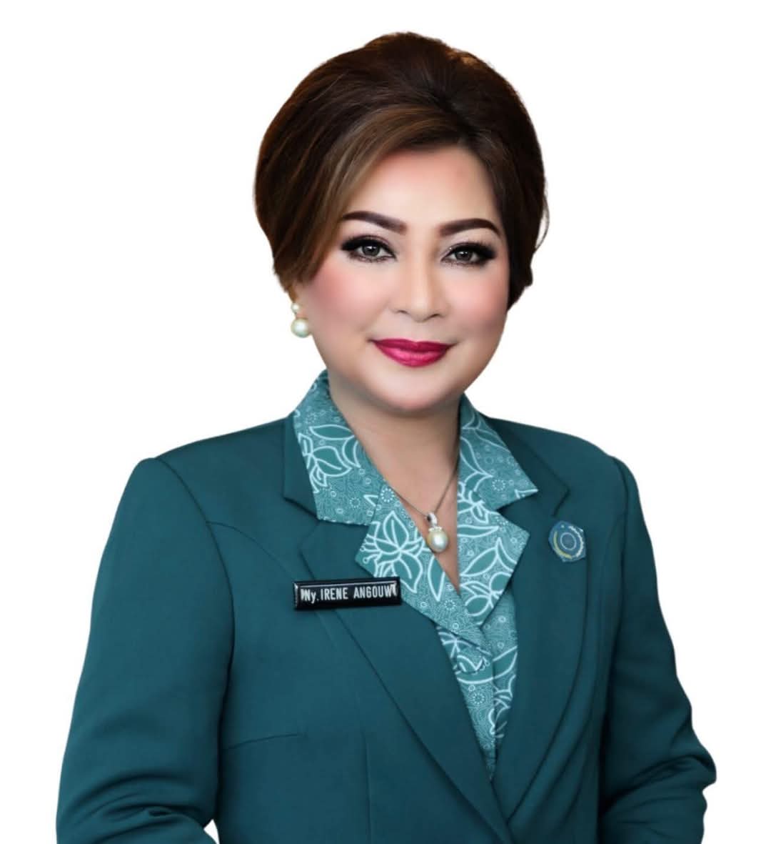 Istri Wali Kota Manado Andrei Angouw, Irene Golda Pinontoan (IGP), resmi dilantik sebagai Ketua Tim Penggerak PKK (TP PKK) Kota Manado untuk periode 2025-2030.