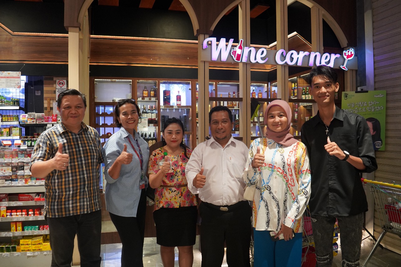 Pemenang Undian MPeople beraama Manajemen Manado Post dan Freshmart