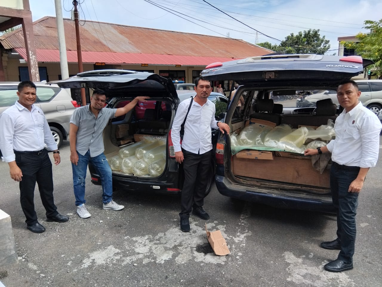 Satresnarkoba Polres Bitung berhasil mengungkap jaringan peredaran miras jenis Cap Tikus tanpa izin edar.(Dok Istimewa)