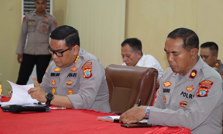 PERSIAPAN: Rapat kesiapan pengamanan Hari Raya Idul Fitri.