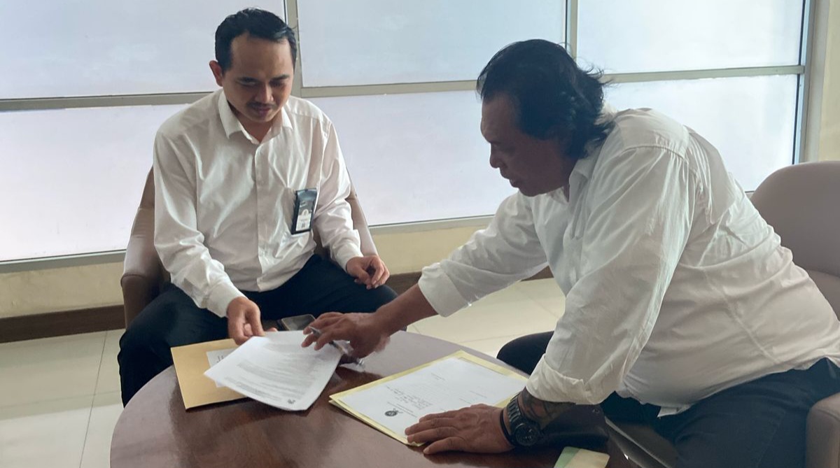 Pebrison Andries Bersama Kuasa Hukum Melaporkan MBSS Daidan Group.