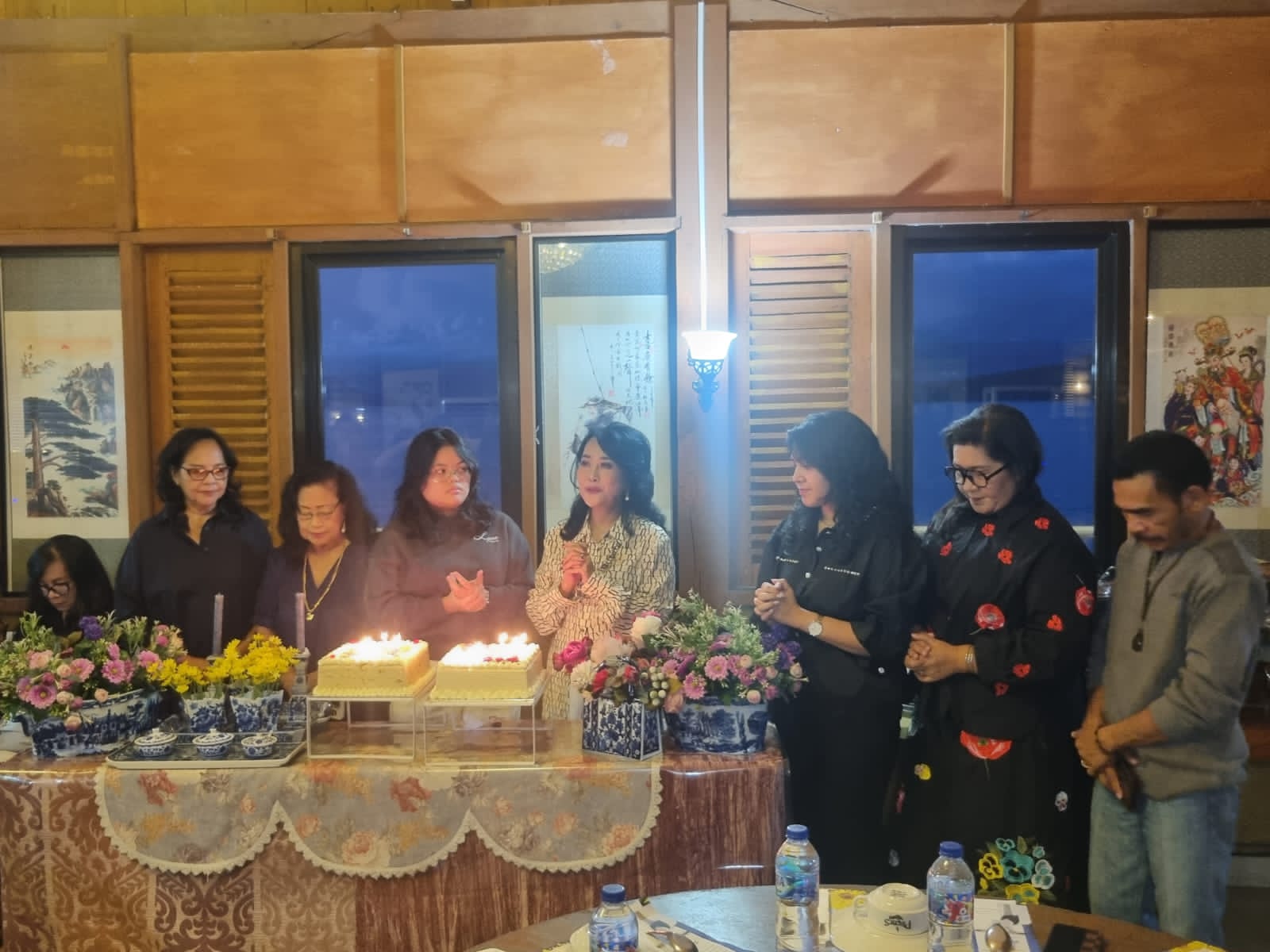 BERSUKACITA: Ketua Komisi Pelayanan W/KI GMIM Wilayah Jabodetabek Bandung Pnt Dharmawati Dareho SH MH syukuri HUT ke-59 di Pirate