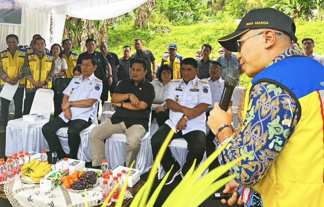 Pemaparan dari Kepala BPJN Sulawesi Utara Handiyana ST MT MSc di Sela Kunjungan Kerja Komisi V DPR RI.