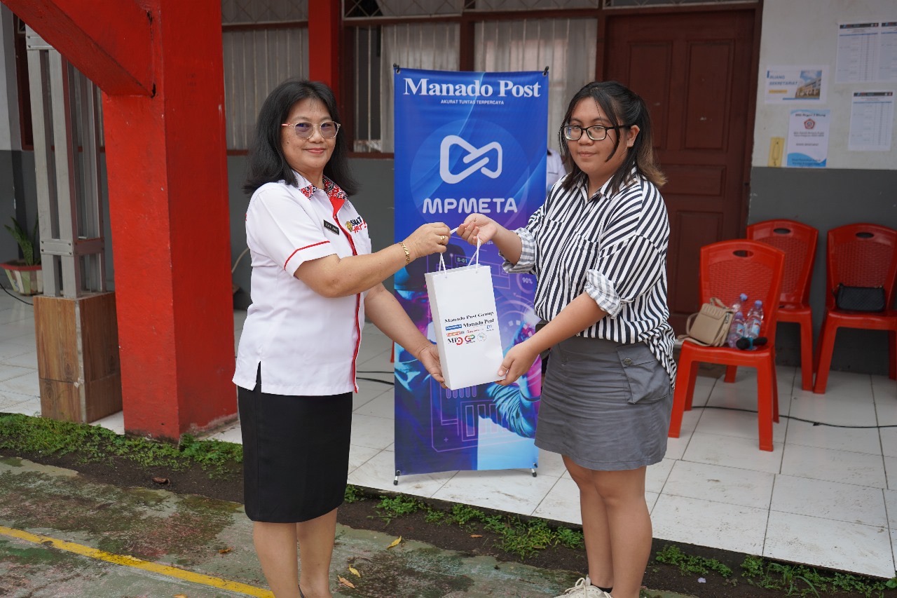 Perwakilan dari pihak SMA Negeri 2 Bitung di roadshow Xpresi Party 2025