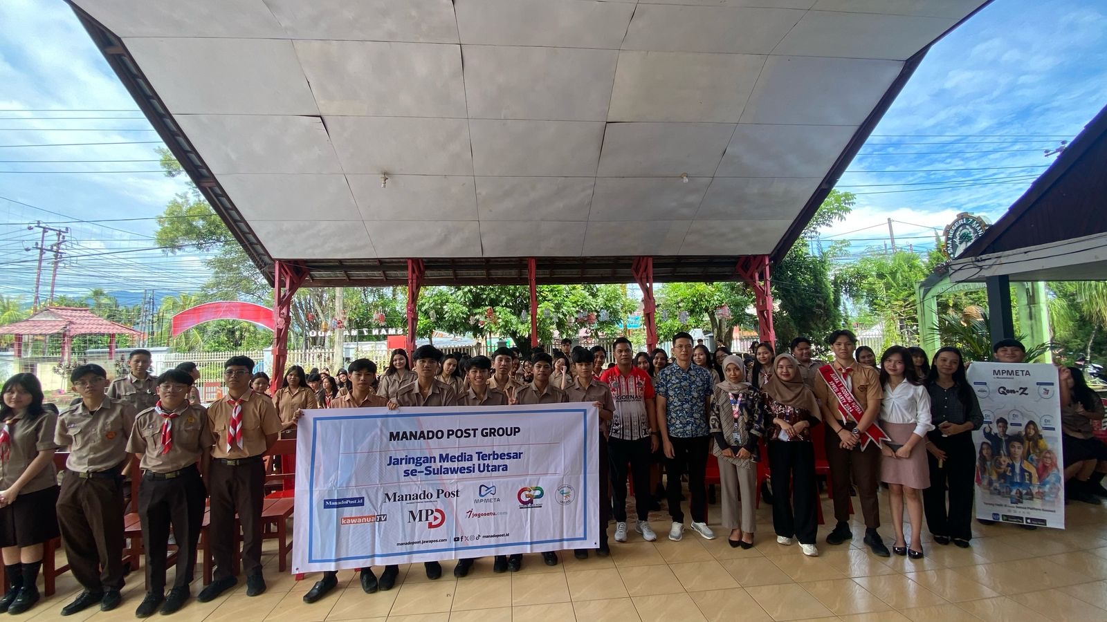 Roadshow Xpresi Party di SMA Negeri 7 Manado