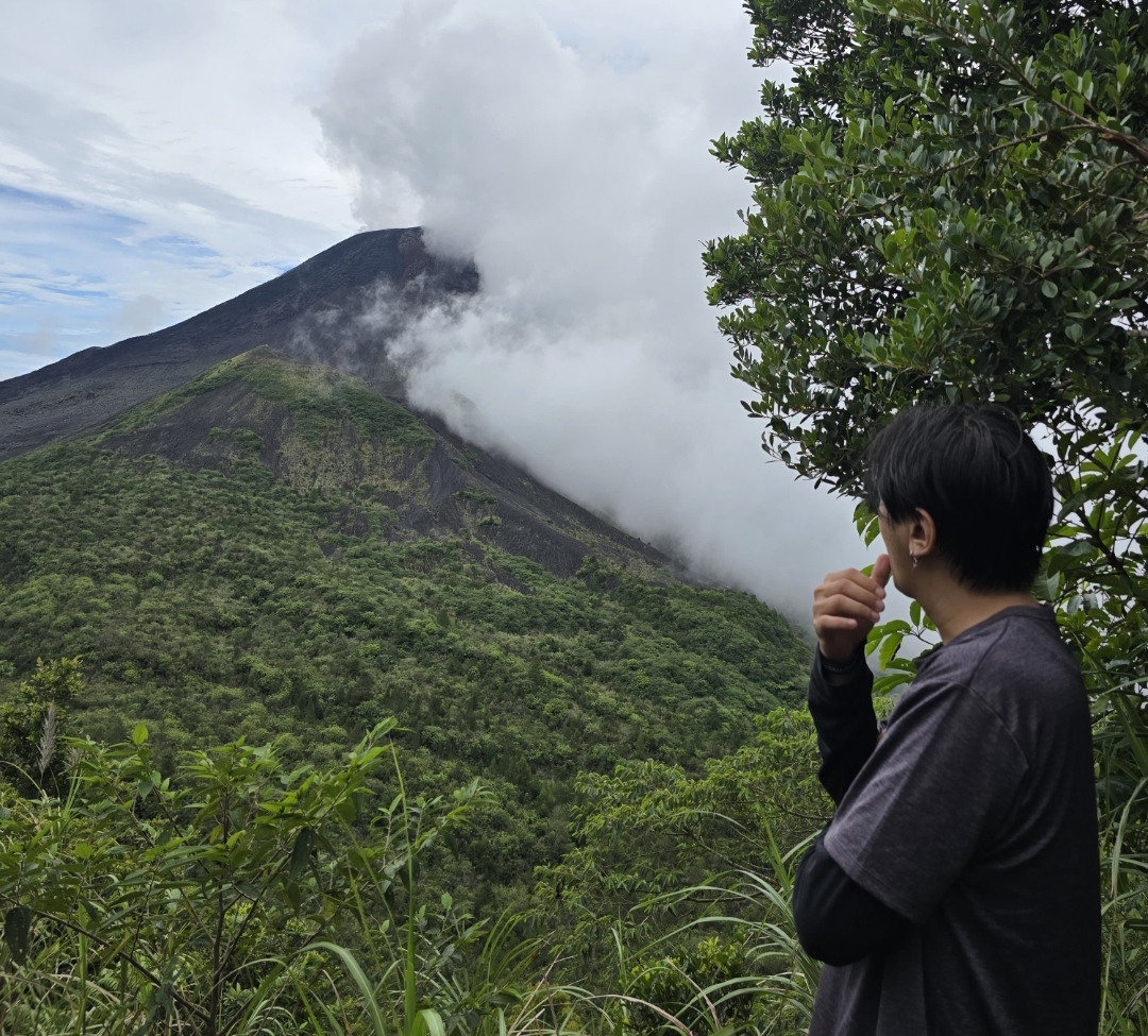 Kemegahan pemandangan gunung Soputan