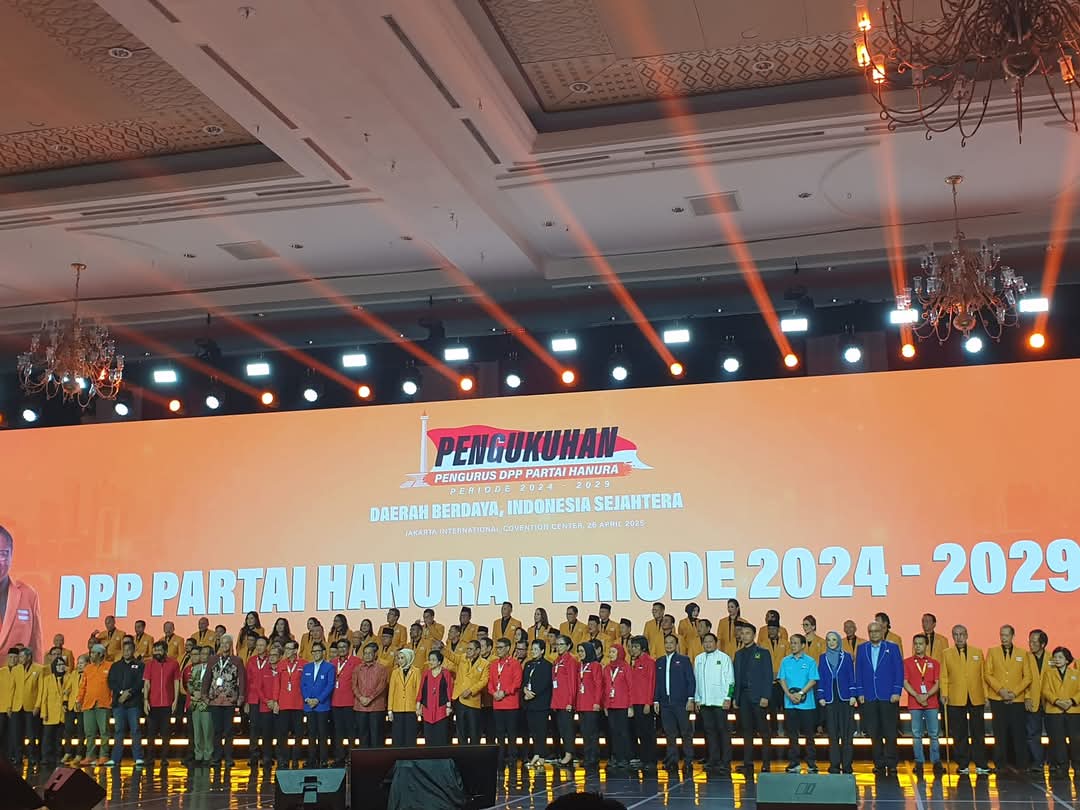 SOLID: Dewan Pimpinan Pusat (DPP) Partai Hati Nurani Rakyat (Hanura) periode 2024-2029 resmi dilantik dan dikukuhkan di Assembly Hall Jakarta Convention Center (JCC), Jakarta Pusat, Sabtu (26/04/25).