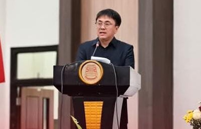 Wali Kota Manado di rapat paripurna DPRD