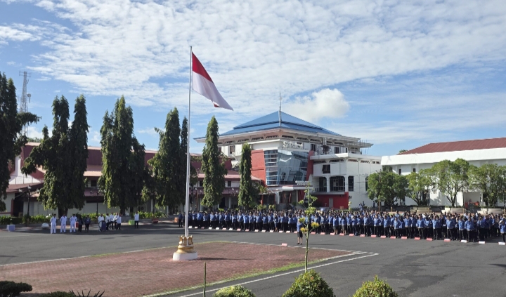 Pemkot Bitung menggelar upacara dalam rangka Harkitnas.(Dok Istimewa)