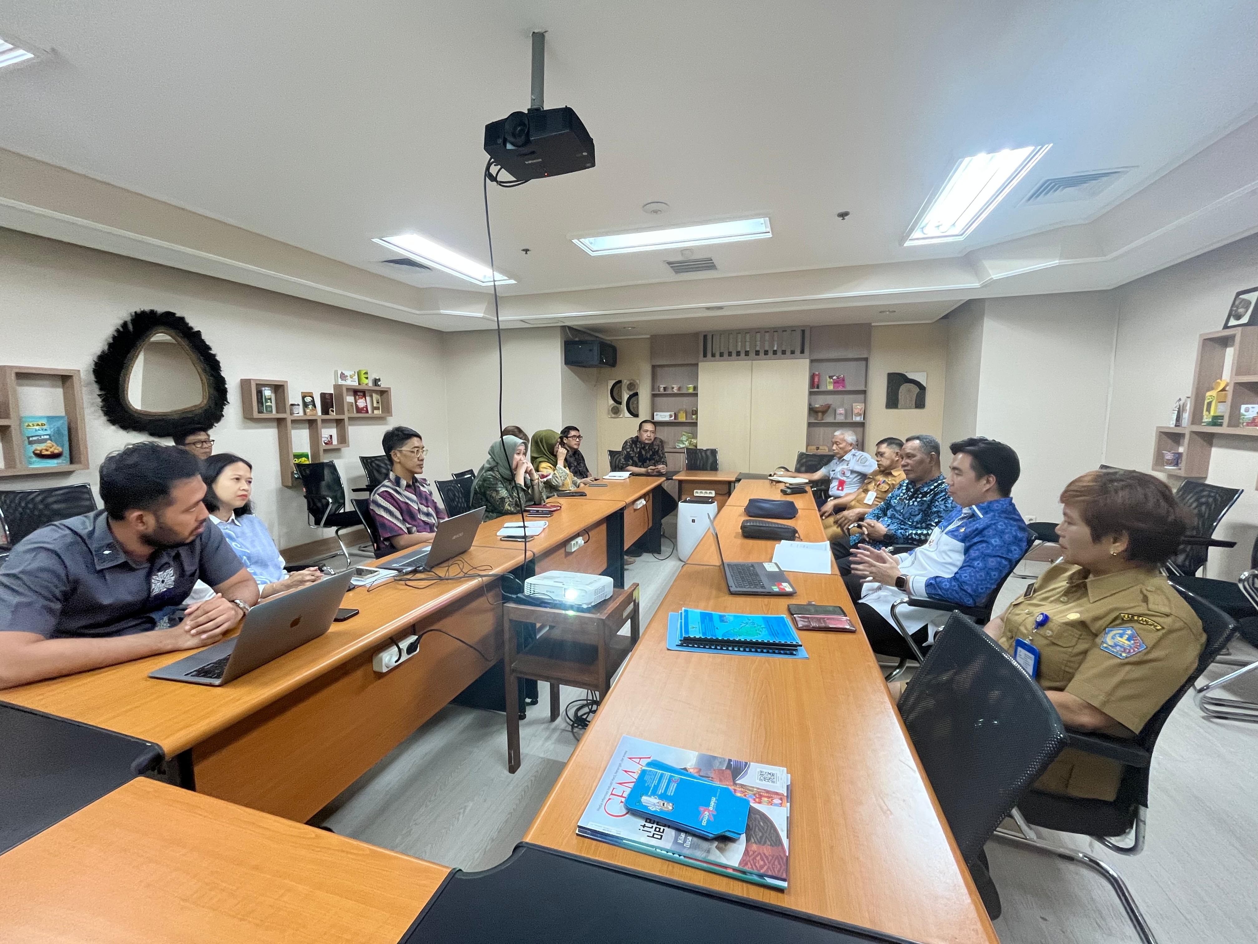 Bupati Kepulauan Sangihe Michael Thungari saat melakukan kunjungan kerja di Jakarta.