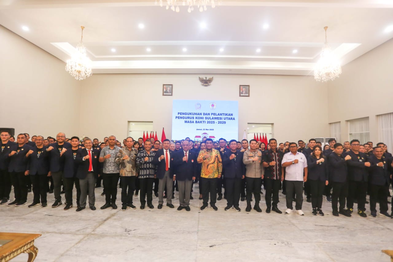 SATU KOMANDO: Pengurus Komite Olahraga Nasional Indonesia (KONI) Sulawesi Utara 2025-2029 dilantik dan dikukuhkan langsung Ketua Umum KONI Pusat Letjen TNI (Purn) Marciano Norman, di Wisma Negara.