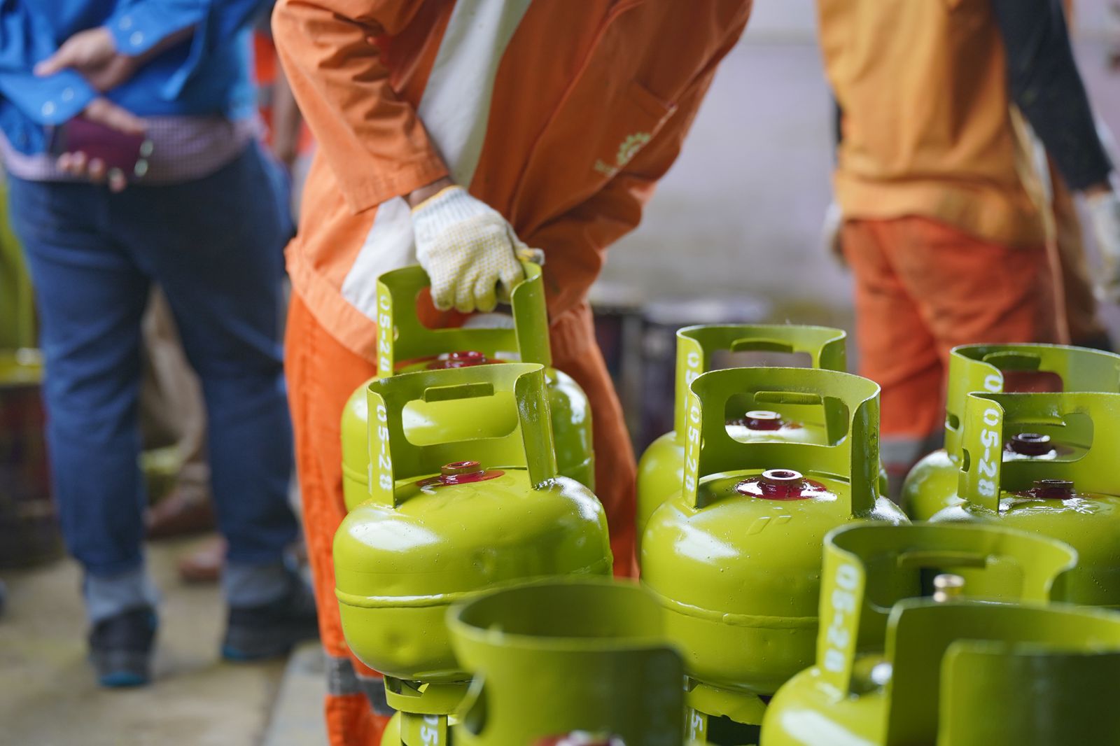 Pertamina Patra Niaga Regional Sulawesi menambah pasokan gas LPG 3kg sebanyak 612 ribu tabung.&nbsp;