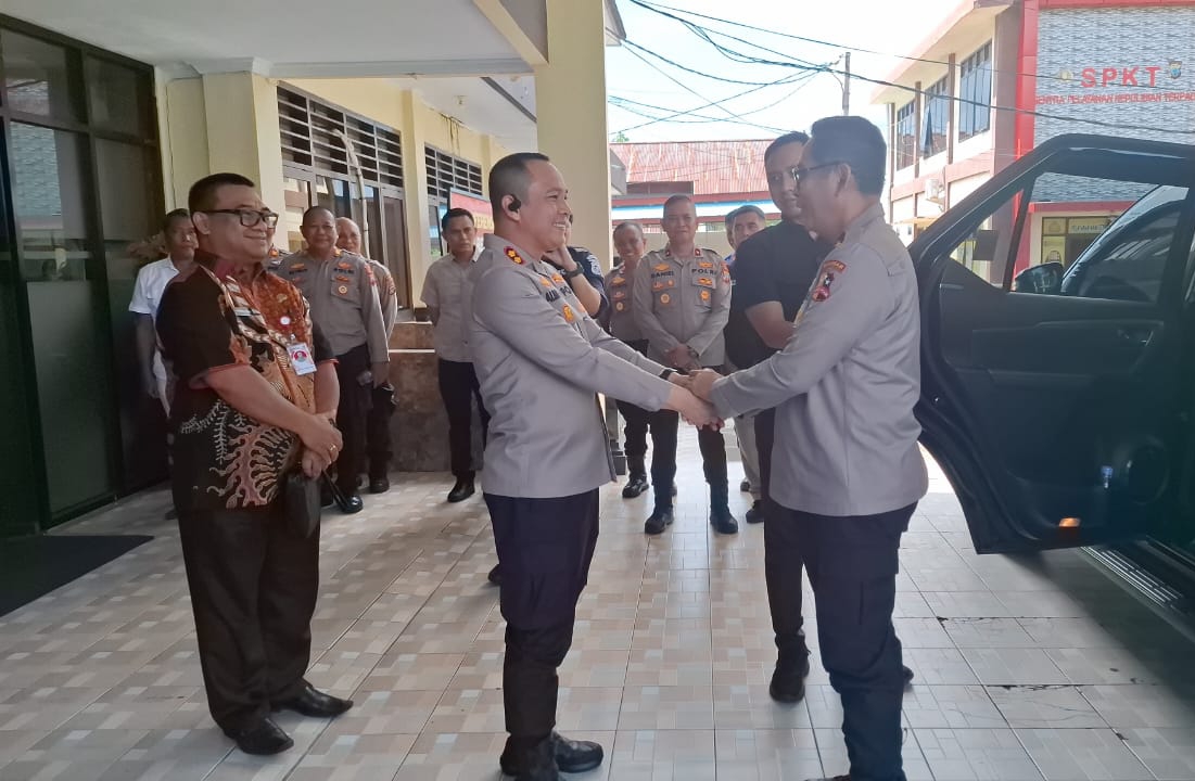 Dir Bintibmas Korbinmas Baharkam Polri Brigjen Pol M Rudy Syafirudin saat melakukan kunjungan kerja di Kota Bitung.(Dok Istimewa)