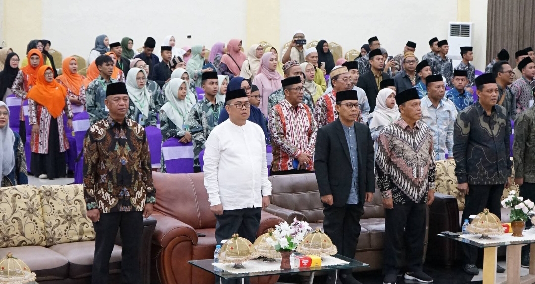 Suasana penyerahan hadiah STQH XXVIII Sulut akhir pekan lalu. Foto: Kemenag Sulut