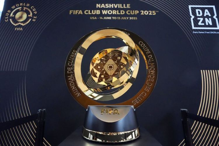 Trofi Piala Dunia Antarklub ketika dipamerkan di Nashville pada 16 Mei 2025 lalu. (c) AP Photo/Mark Humphrey