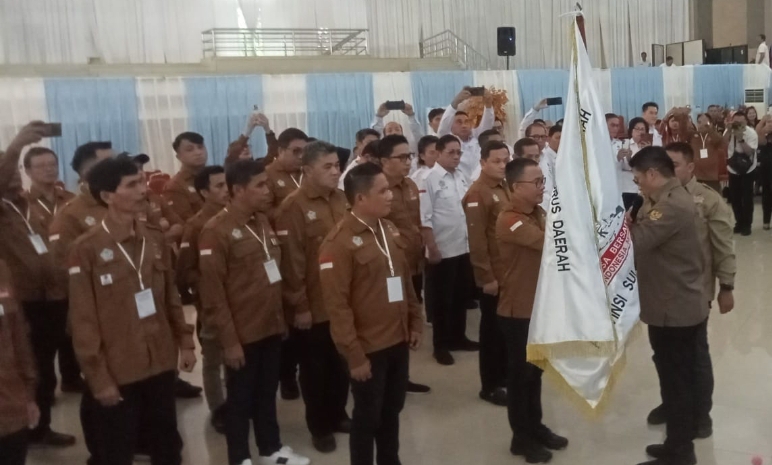 Proses pelantikan DPD Desa Bersatu Provinsi Sulawesi Utara