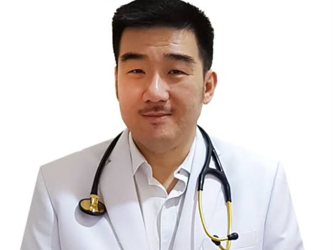 dr Sterry Rampengan