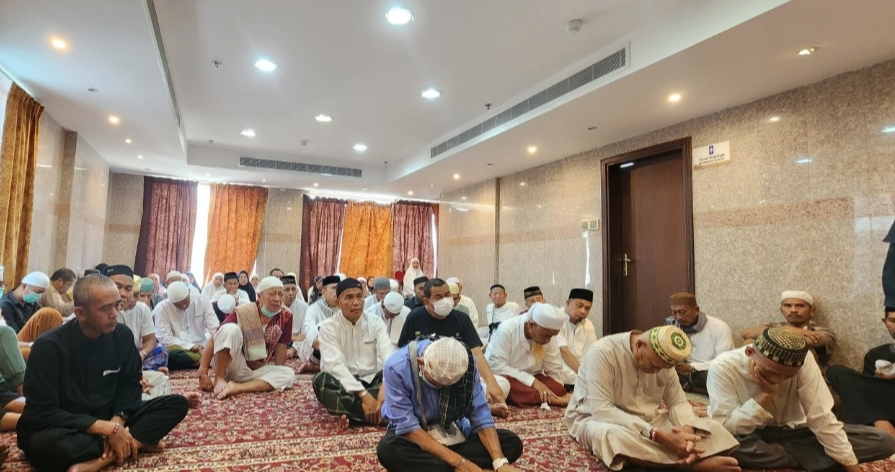 Nampak para jamaah haji asal Sulut dalam keadaan sehat. Foto: Humas Kemenag
