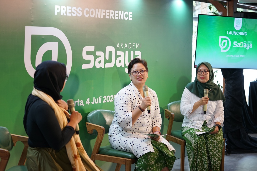 Sesi Talkshow bersama Sarilani Wirawan, Co-Founder and Managing Director Digdaya Selaras dan Ade Yuliani, Co-Founder dan Business Development Director Digdaya Selaras dalam Peluncuran Akademi SaDaya