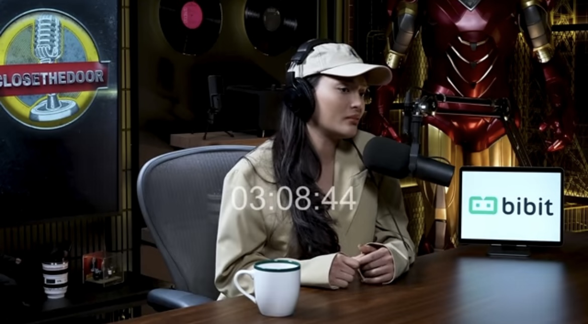 Aktris Erika Carlina bikin pengakuan mengejutkan di podcast Deddy Corbuzier