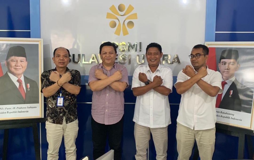 Dari kiri Sensei Febry Paendong,  Tommy Waworundeng, Khairul Umum, dan Novseli