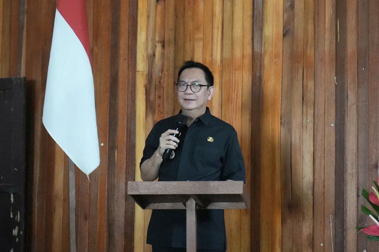 Wali Kota Tomohon Caroll Senduk