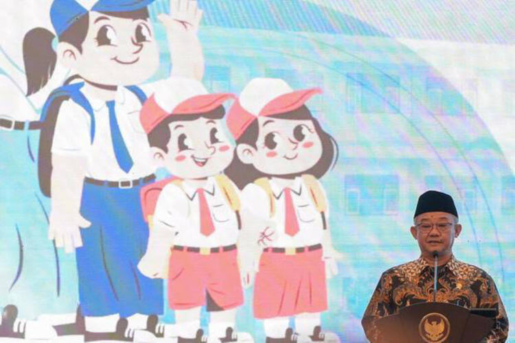 Mendikdasmen larang anak sekolah main roblox