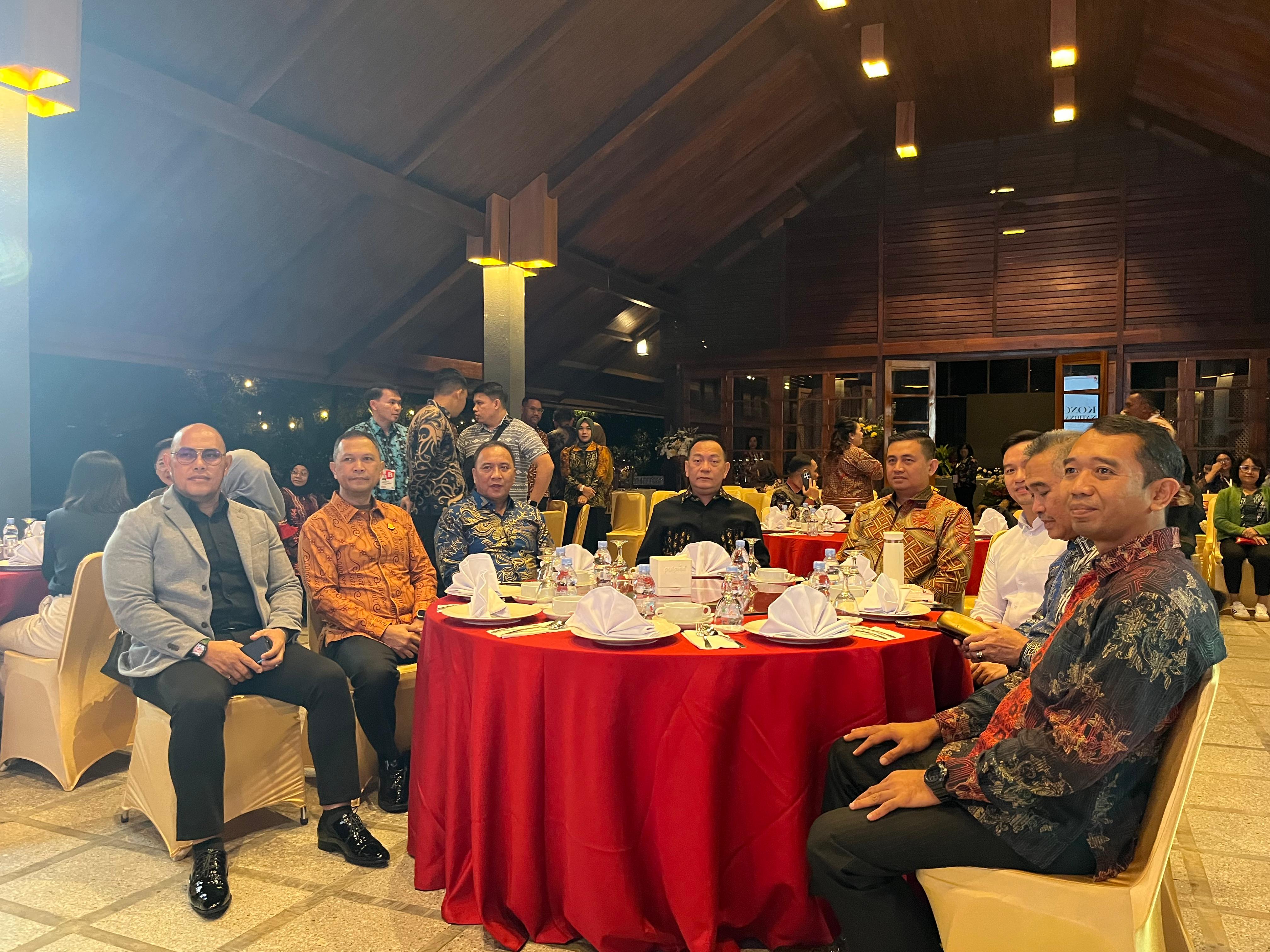 Unsur Forkompimda Kota Tomohon, serta kepala daerah lainnya di gelaran Kongres CityNet NCI Tahun 2025. Dok istimewa