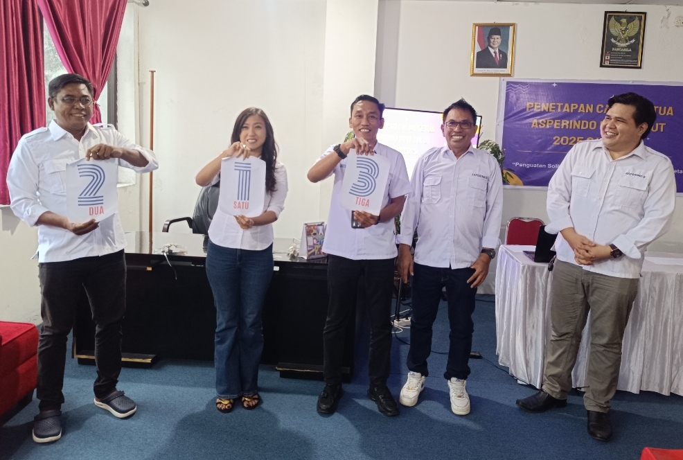 Proses pencabutan nomor urut tiga calon Ketua Asperindo DPW Sulawesi Utara
