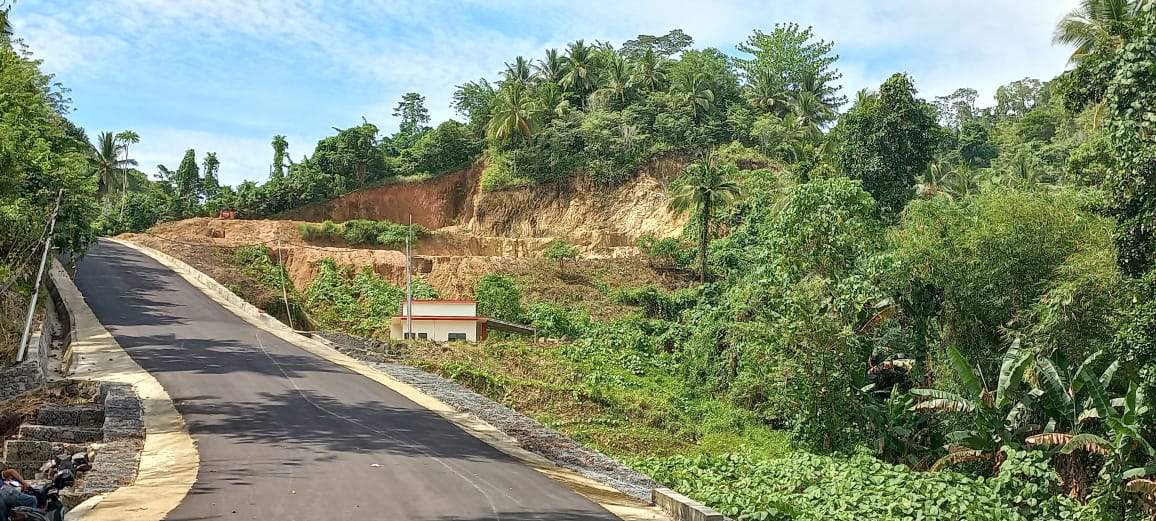 Tempat Pemakaman Umum Pemkot Manado di Ruas Jalan Pandu-Wori.
