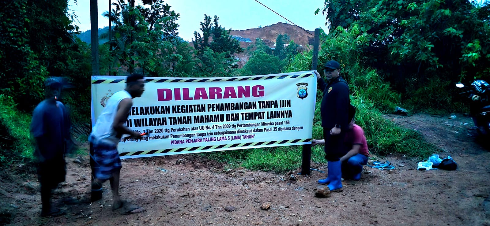 Polres Sangihe Sudah Pasang Baliho Larangan Tambang Ilegal di Bowone