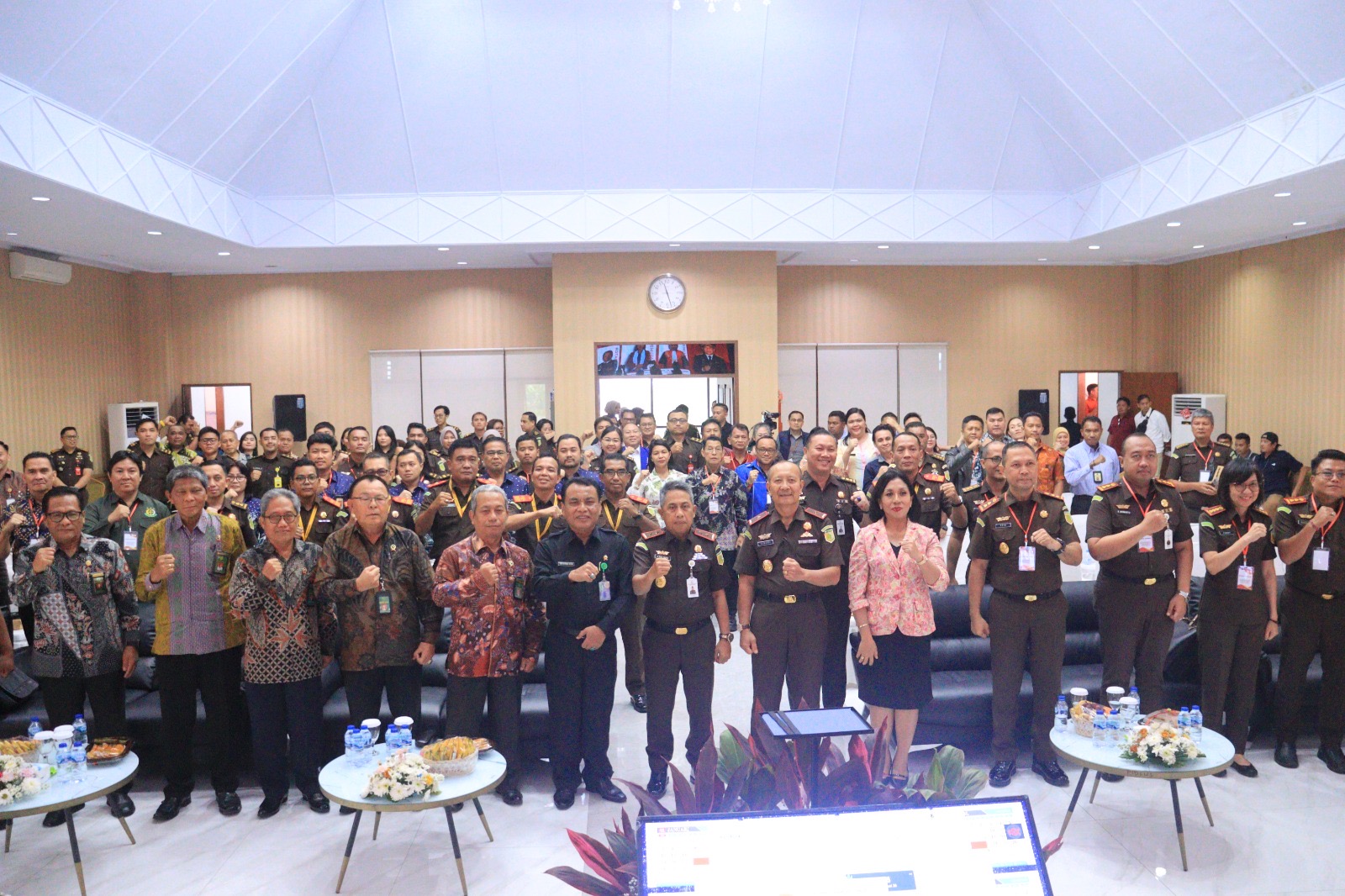 Kejaksaan Tinggi Sulawesi Utara (Kejati Sulut) menggelar seminar ilmiah dalam rangka memperingati Hari Lahir Kejaksaan RI ke-80, Kamis (28/8/2025).