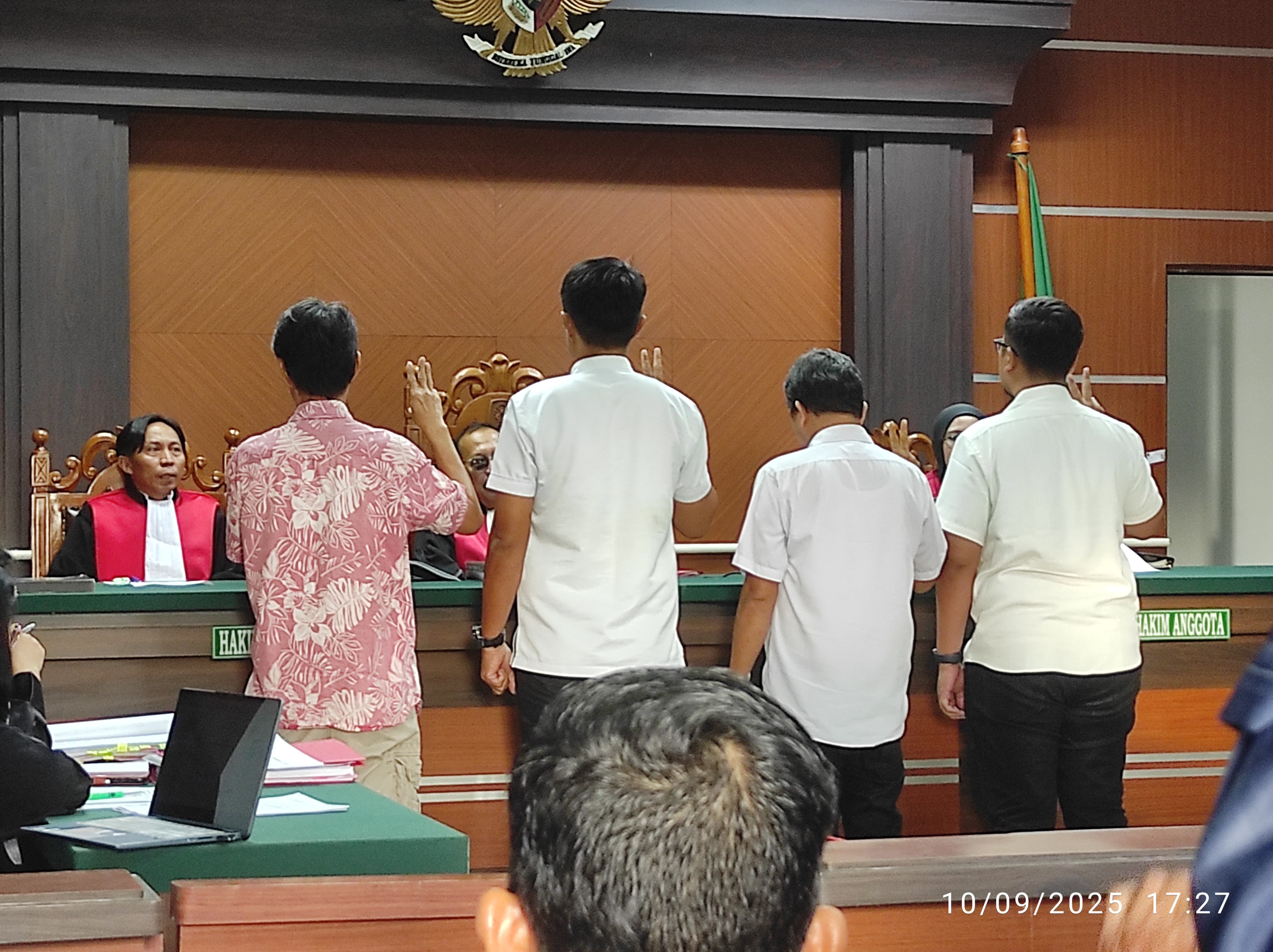 Sidang dugaan penyerobotan lahan milik Dharma Gunawan serta pemalsuan surat di Jalan Ringroad, Kelurahan Paniki Bawah, Mapanget, dengan terdakwa Margaretha Makalew kembali digelar di PN Manado.