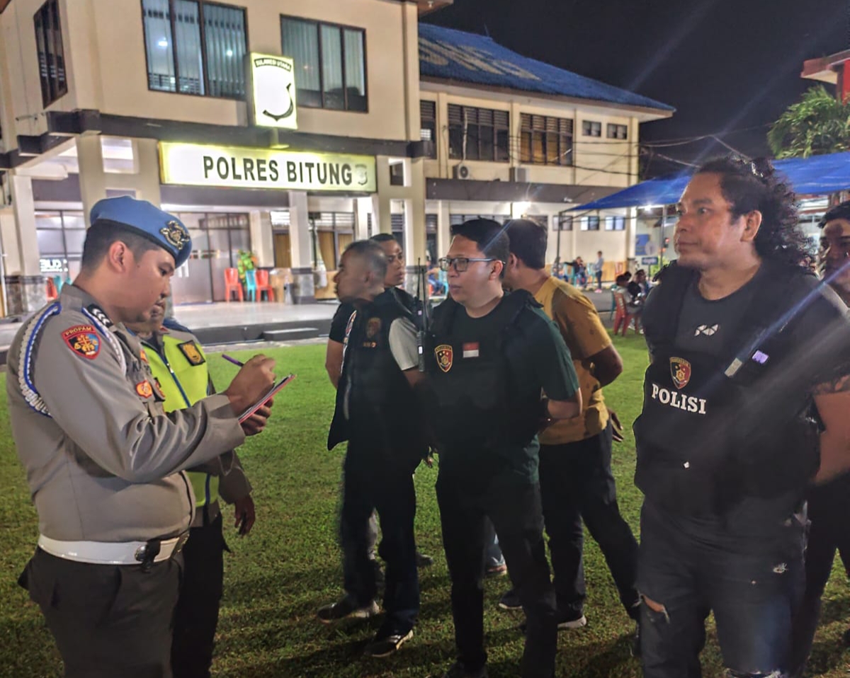Polres Bitung melaksanakan KRYD malam Minggu yang diawali dengan apel.(Dok Istimewa)