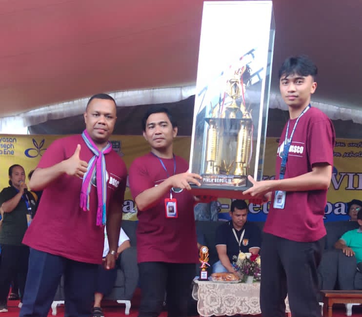 PRESTASI: SMA Frater Don Bosco berhasil menjadi juara umum.