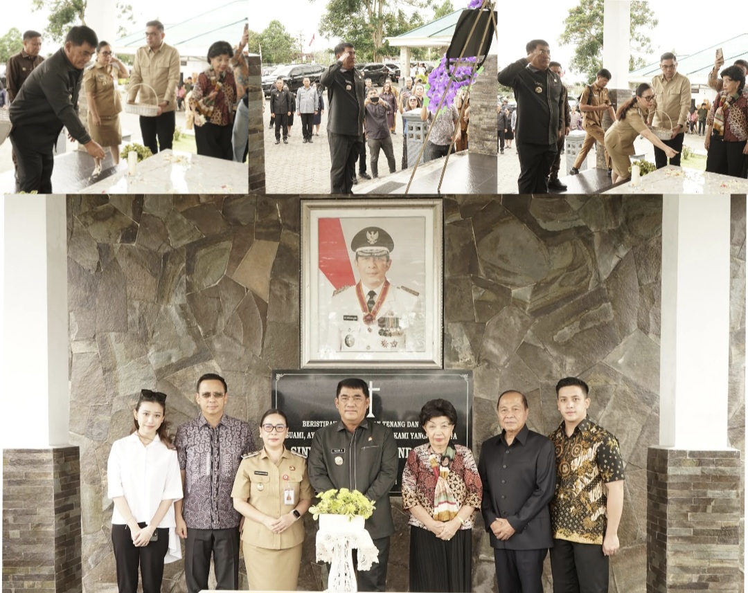 ZIARAH: Menyambut HUT Sulut ke-61, Gubernur Yulius Selvanus Ziarah di Makam SHS di Tompaso, Senin (22/9/2025).