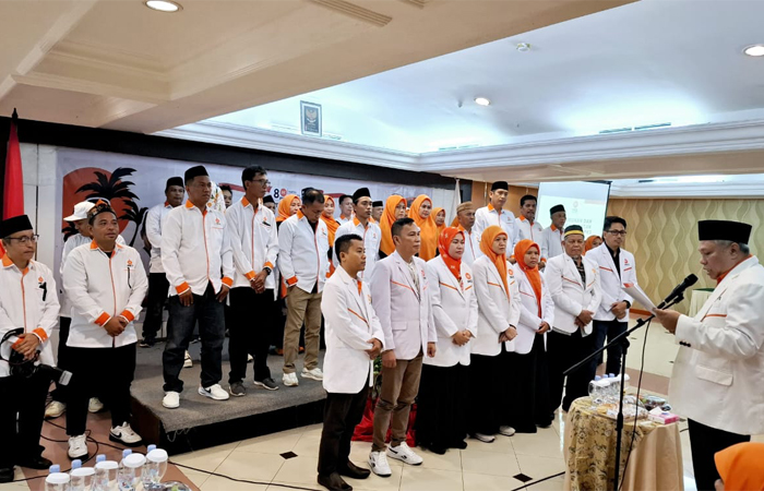 Pengukuhan DPD PKS Kota Manado masa bakti 2025-2030 di Hotel Grand Puri, Minggu (5/10)