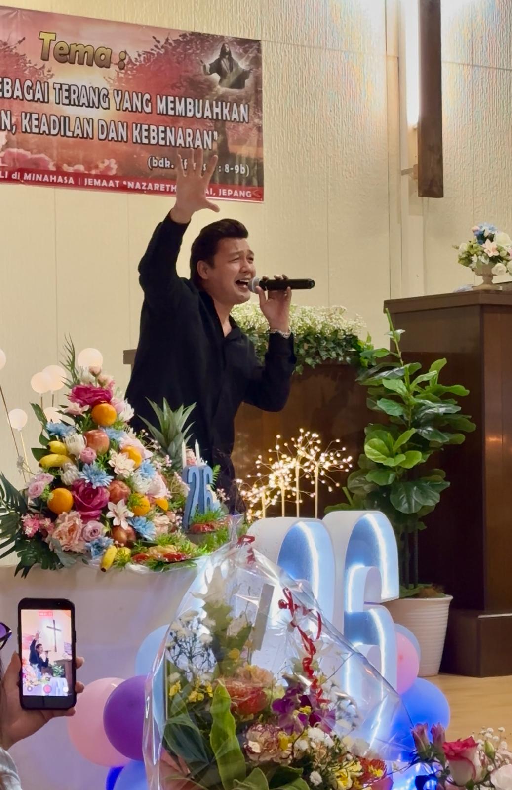 Penampilan Dearly Idol bikin Ibadah Syukur HUT ke-26 GMIM Nazareth Oarai Jepang makin spesial. Dok istimewa