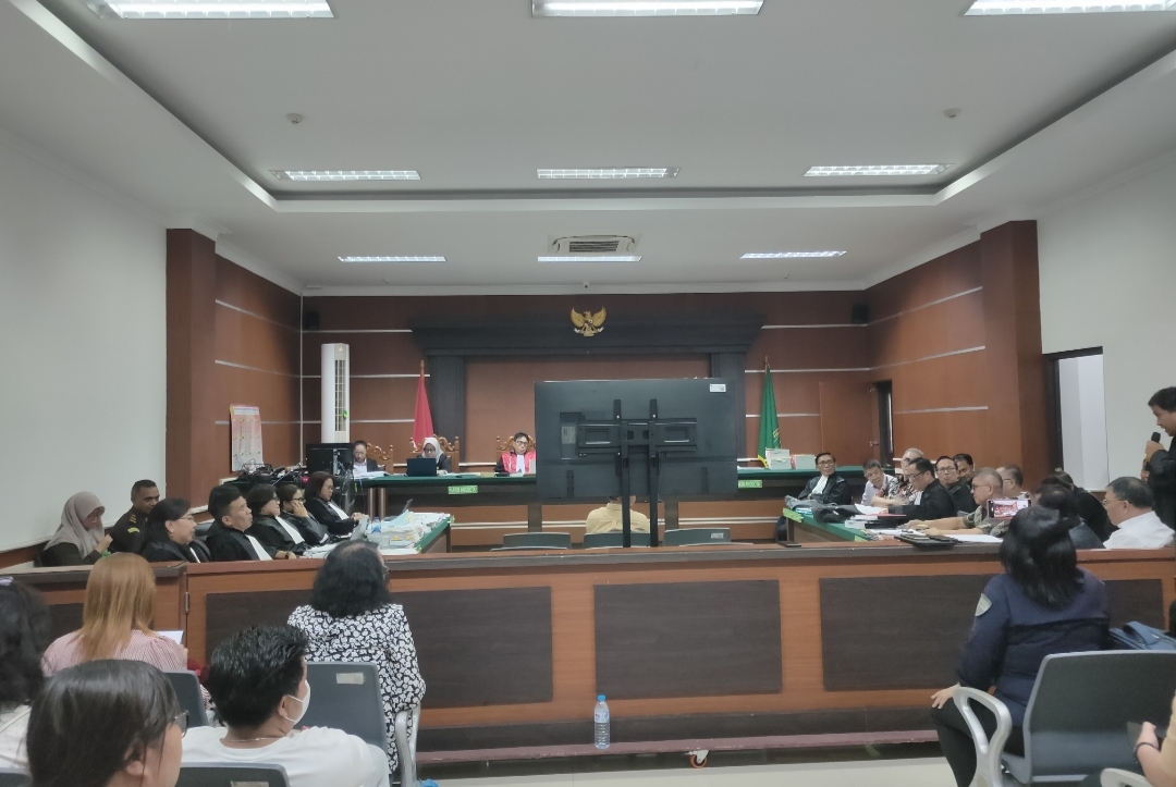 Sidang kasus hibah GMIM dengan agenda pemeriksaan Ahli Konstruksi dari Politeknik Negeri Manado.