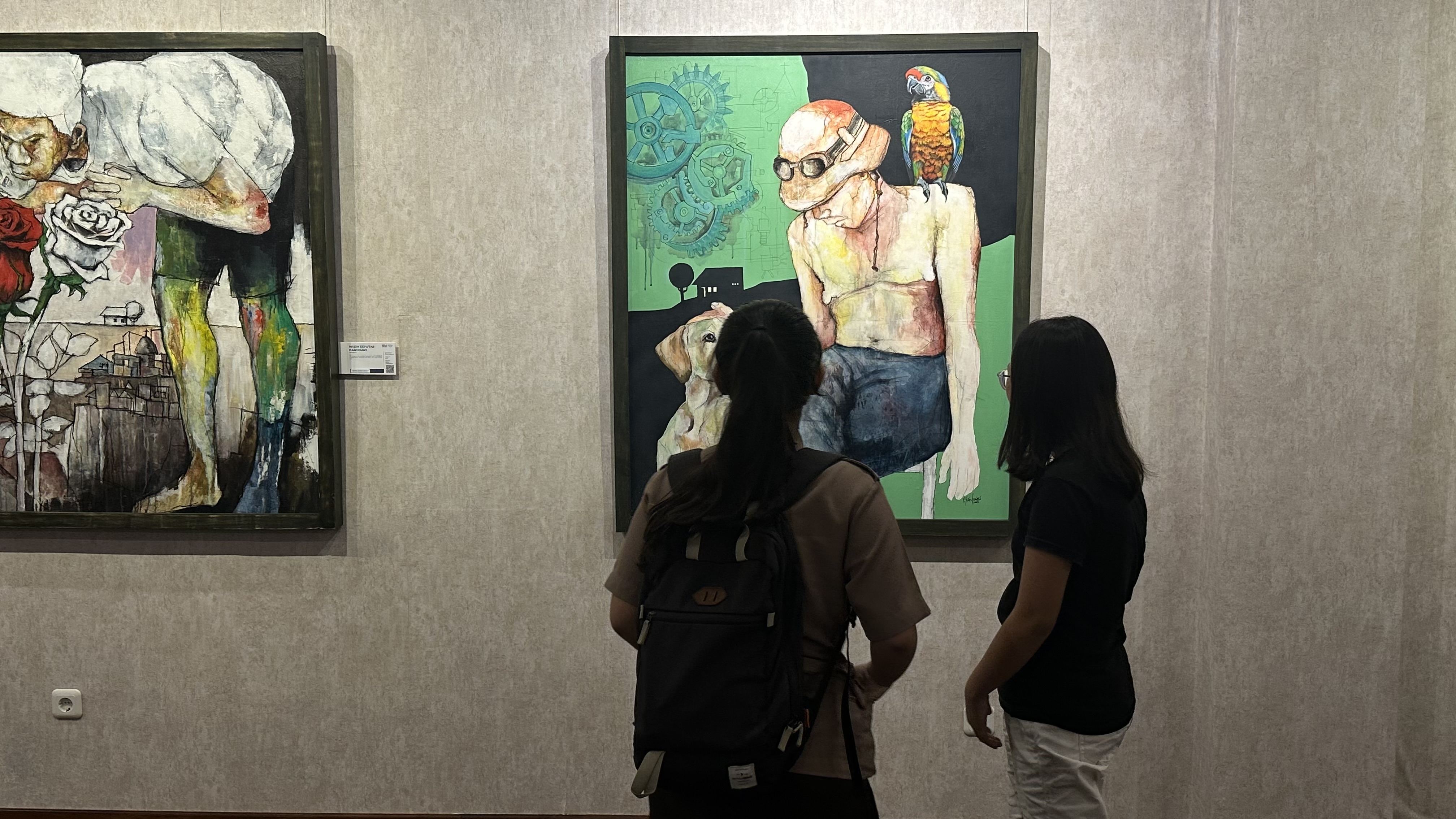 Art exhibition di Aston Manado Hotel
