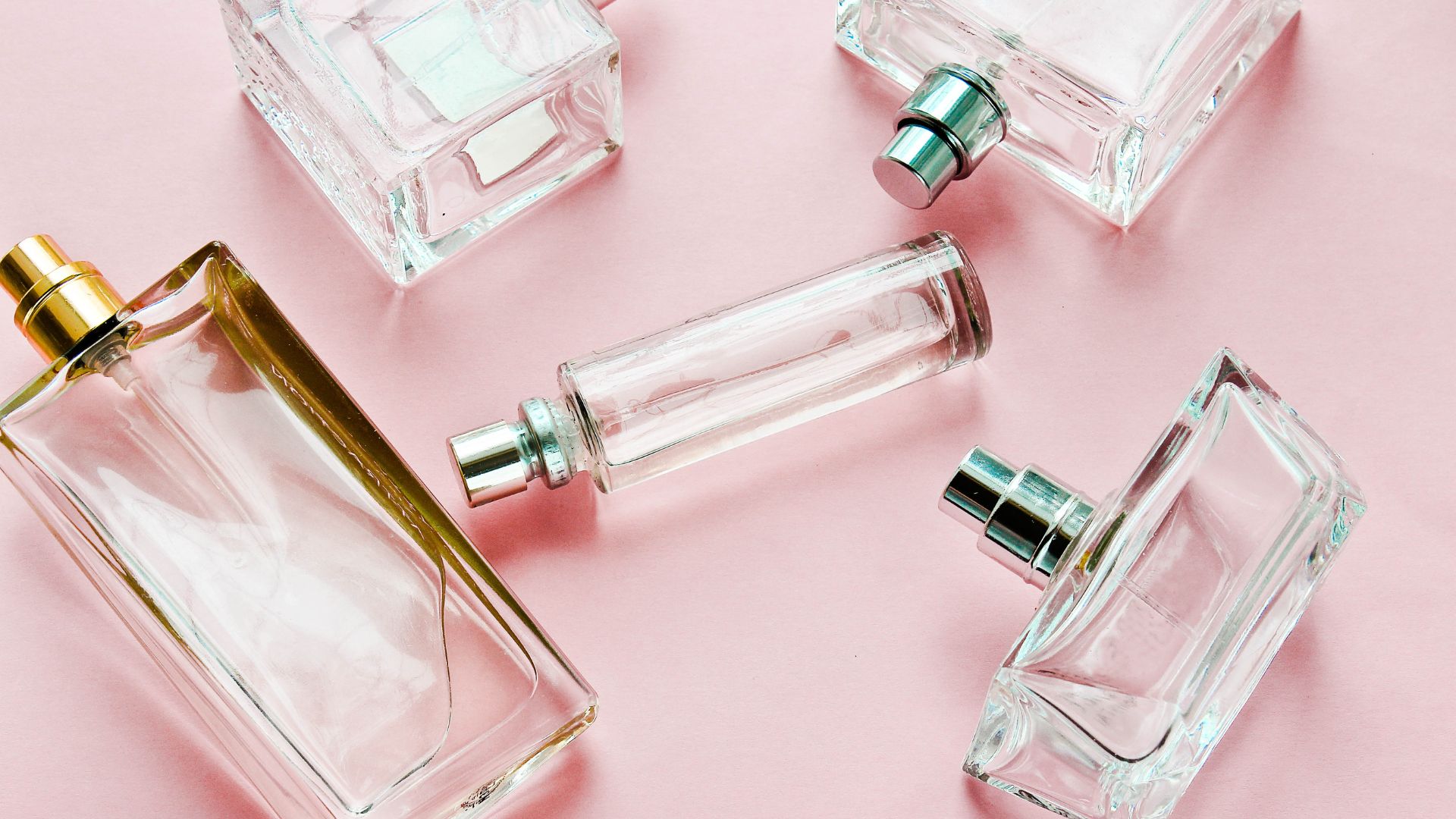 Ilustrasi parfum yang menggambarkan MBTI (credit: canva.com)