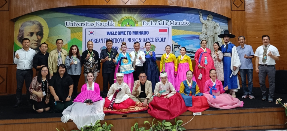 Korean Traditional Music and Dance Group