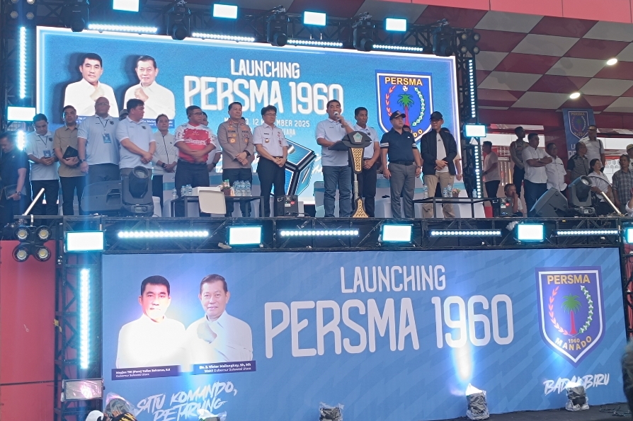 Lauching Persma 1960 di lapangan KONI Sario, Manado