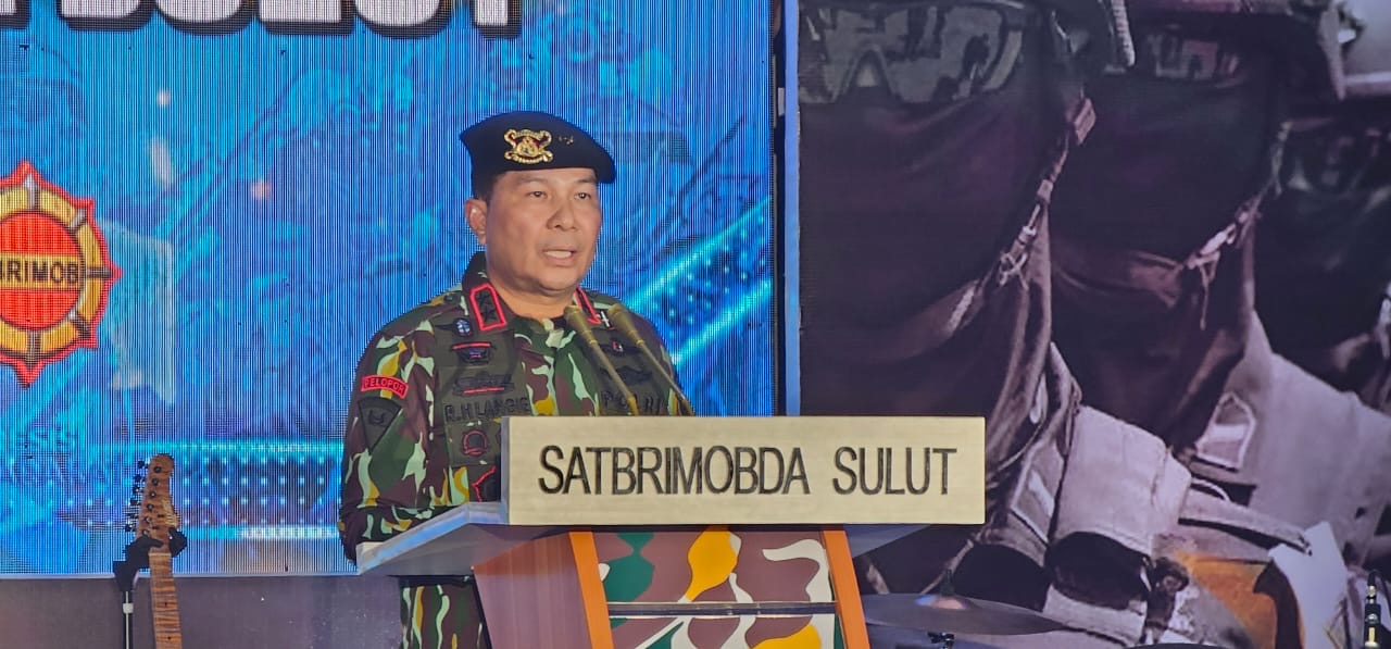 Kapolda Sulut Irjen Pol Roycke Langie menyampaikan tiga arahan strategis kepada seluruh personel Brimob